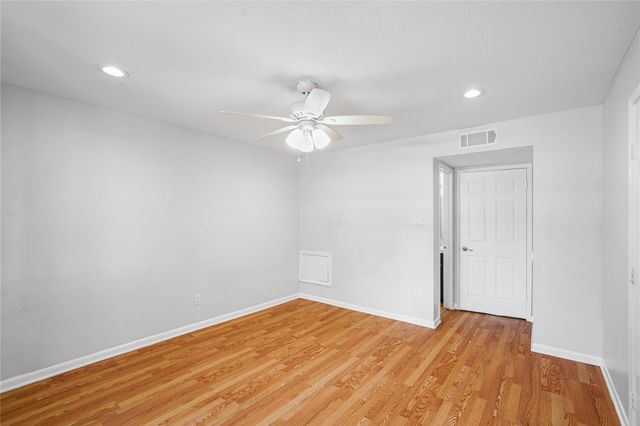12633 Memorial Drive 118, Houston, TX 77024