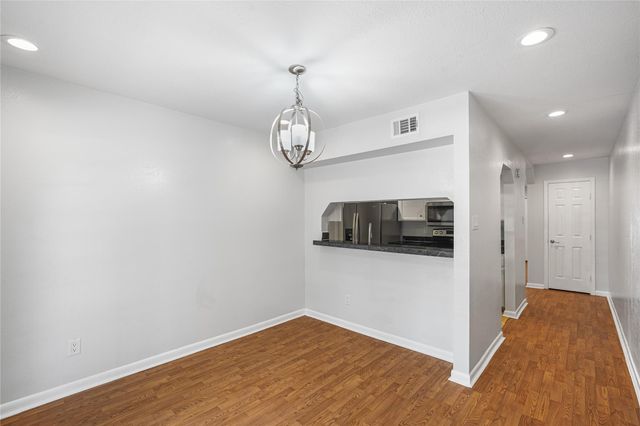 12633 Memorial Drive 118, Houston, TX 77024