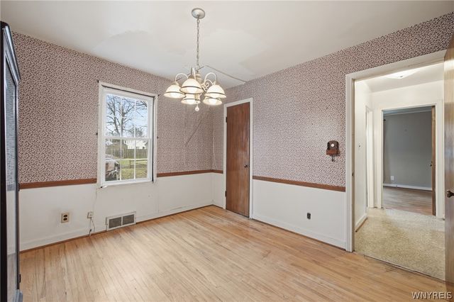 48 Century Drive, West Seneca, NY 14224