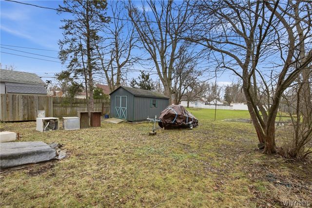 48 Century Drive, West Seneca, NY 14224