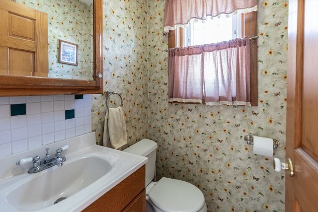 24 Fairview Street, Winthrop, MA 02152