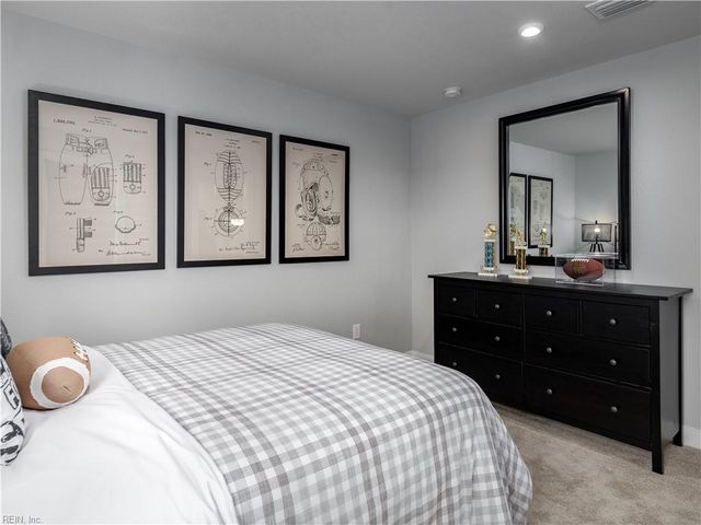 109 Roberta LOOP, Moyock, NC 27958