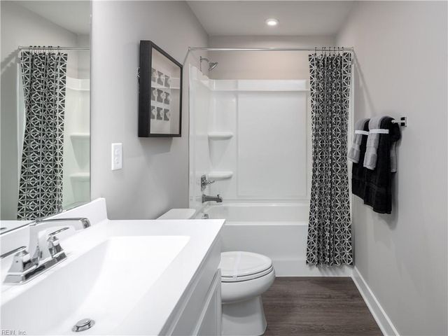 109 Roberta LOOP, Moyock, NC 27958