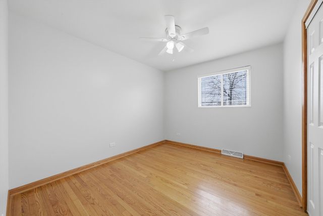 10725 S Rutherford Avenue, Worth, IL 60482