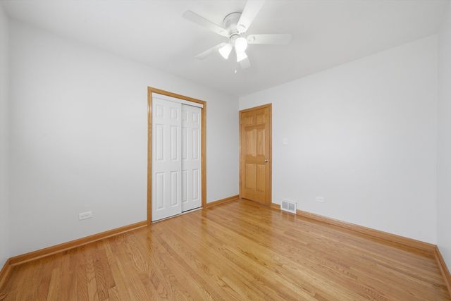 10725 S Rutherford Avenue, Worth, IL 60482