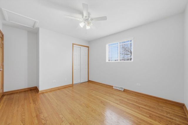 10725 S Rutherford Avenue, Worth, IL 60482