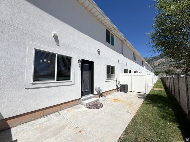 289 E 1500 N, Harrisville, UT 84404