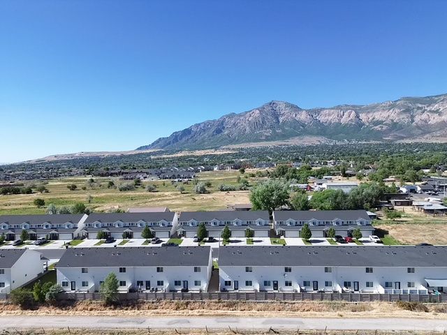 289 E 1500 N, Harrisville, UT 84404