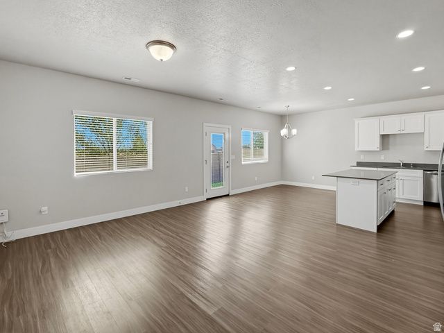 289 E 1500 N, Harrisville, UT 84404