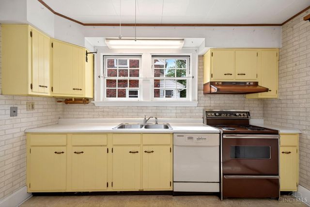 3817 Indianview Avenue, Mariemont, OH 45227