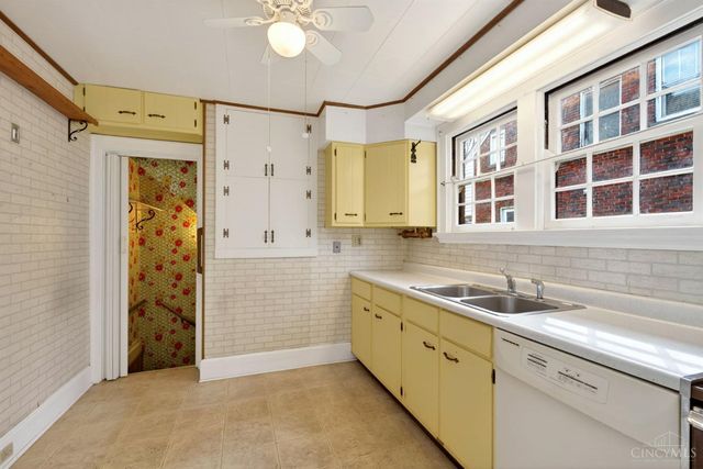 3817 Indianview Avenue, Mariemont, OH 45227