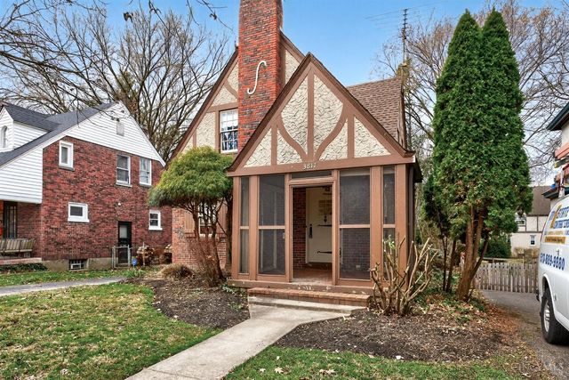 3817 Indianview Avenue, Mariemont, OH 45227