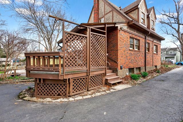 3817 Indianview Avenue, Mariemont, OH 45227