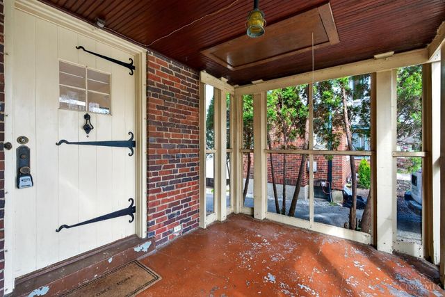 3817 Indianview Avenue, Mariemont, OH 45227