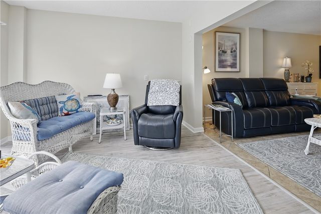 1026 Flamevine Lane 104, Vero Beach, FL 32963