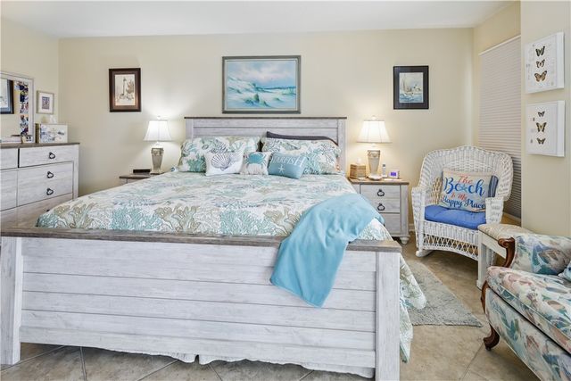 1026 Flamevine Lane 104, Vero Beach, FL 32963