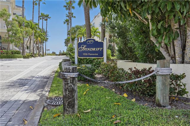 1026 Flamevine Lane 104, Vero Beach, FL 32963