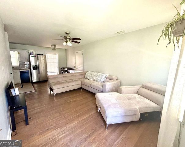 4030 Stonewall Tell Road, Atlanta, GA 30349