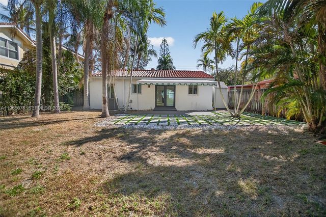 1113 N Victoria Park Rd, Fort Lauderdale, FL 33304