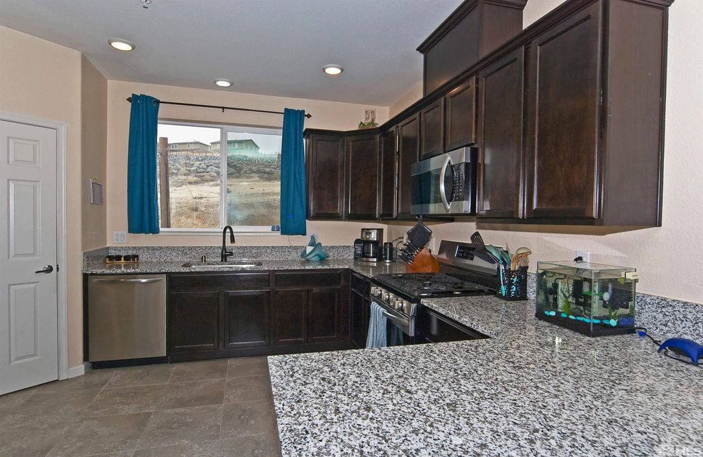 3006 Sterling Ridge Circle, Sparks, NV 89431