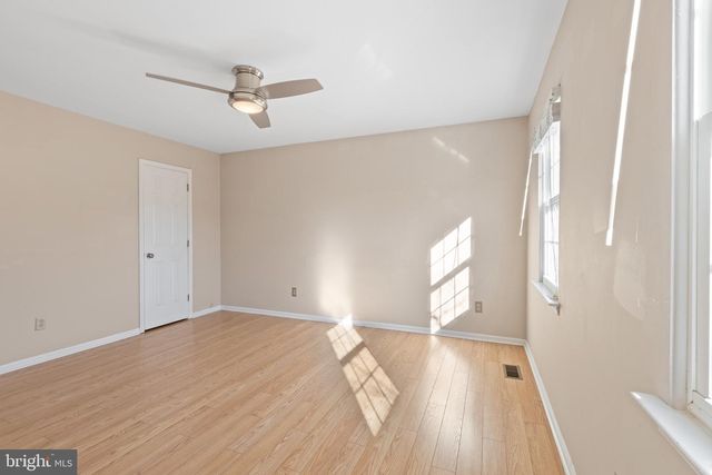 16 HAWTHORNE AVE, Newark, DE 19711