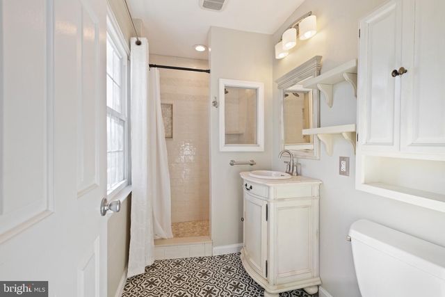 16 HAWTHORNE AVE, Newark, DE 19711