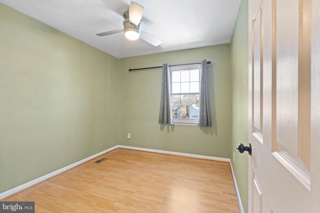 16 HAWTHORNE AVE, Newark, DE 19711