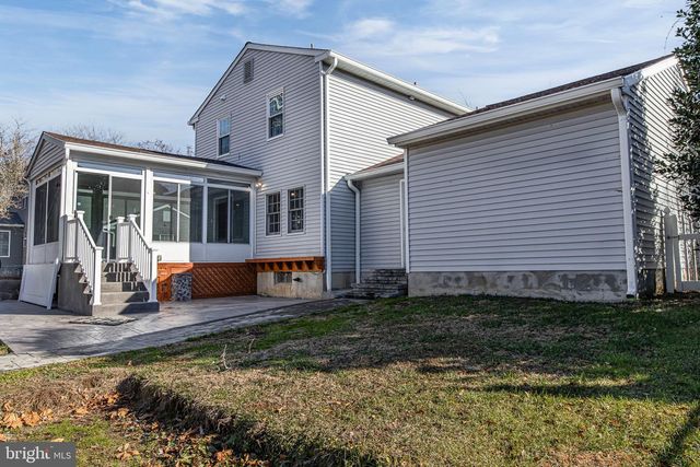 16 HAWTHORNE AVE, Newark, DE 19711