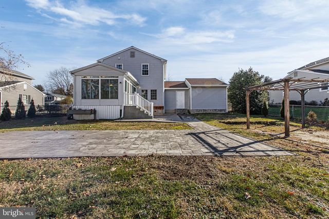 16 HAWTHORNE AVE, Newark, DE 19711