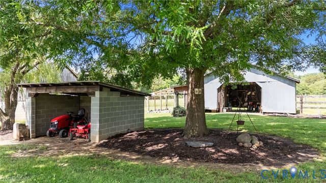 725 Transco Rd, Scottsville, VA 24590