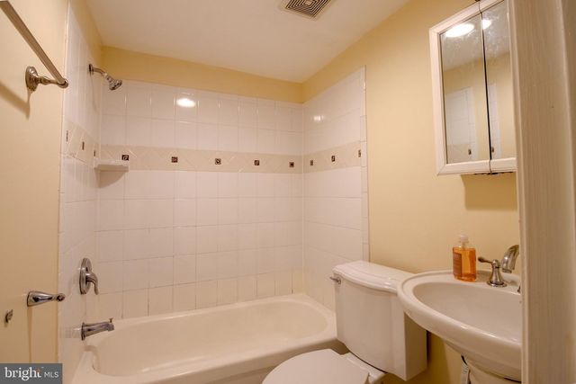6009 STATE ST, Landover, MD 20785