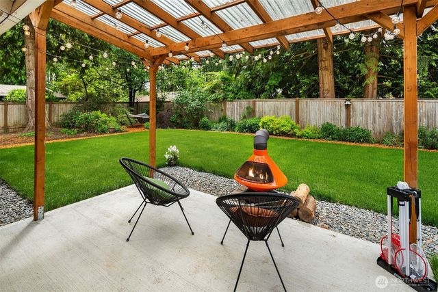 11627 204th Avenue NE, Redmond, WA 98053