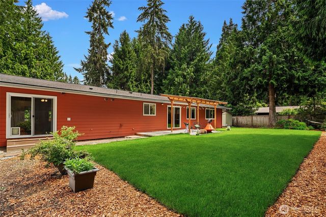 11627 204th Avenue NE, Redmond, WA 98053