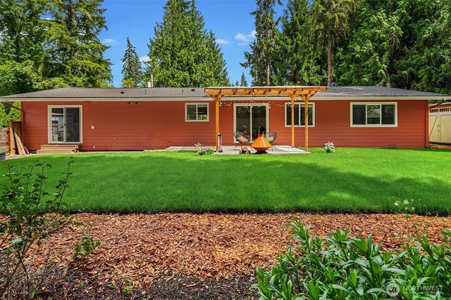 11627 204th Avenue NE, Redmond, WA 98053