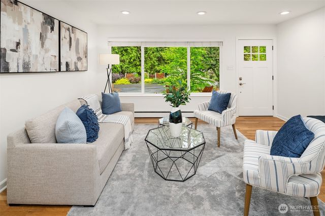 11627 204th Avenue NE, Redmond, WA 98053