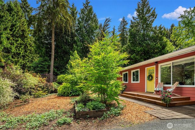 11627 204th Avenue NE, Redmond, WA 98053