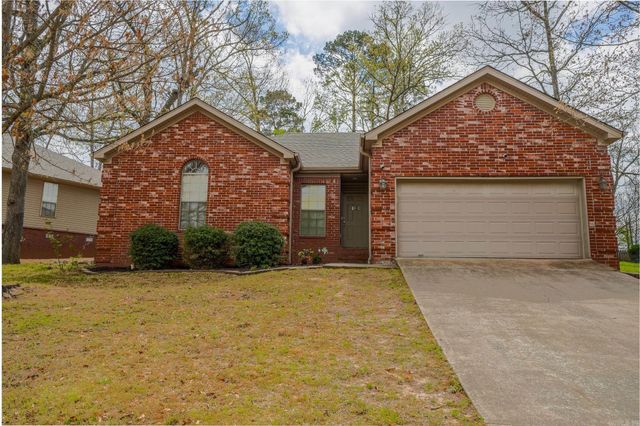 35 Garden Oaks Drive, Maumelle, AR 72113