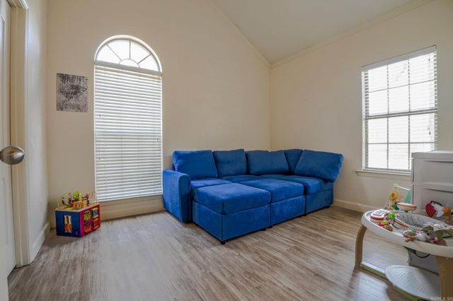 35 Garden Oaks Drive, Maumelle, AR 72113