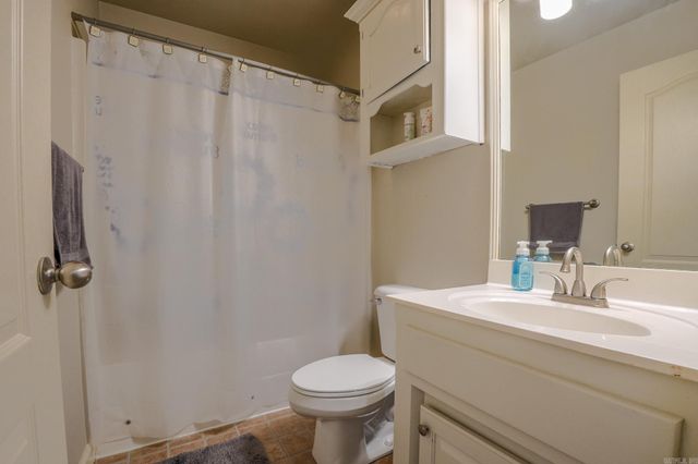 35 Garden Oaks Drive, Maumelle, AR 72113