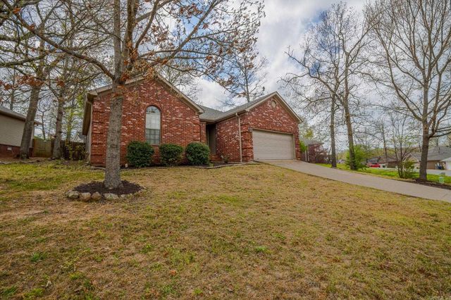 35 Garden Oaks Drive, Maumelle, AR 72113