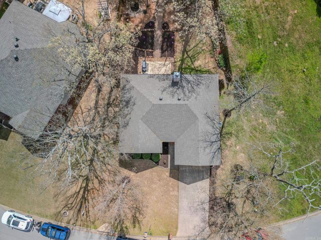 35 Garden Oaks Drive, Maumelle, AR 72113