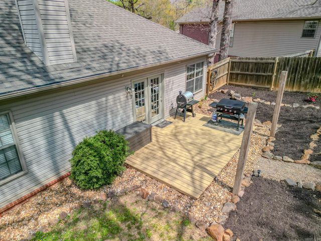 35 Garden Oaks Drive, Maumelle, AR 72113