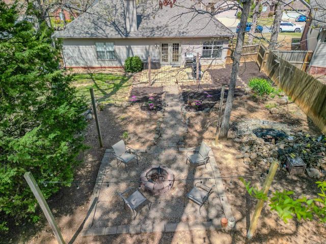 35 Garden Oaks Drive, Maumelle, AR 72113