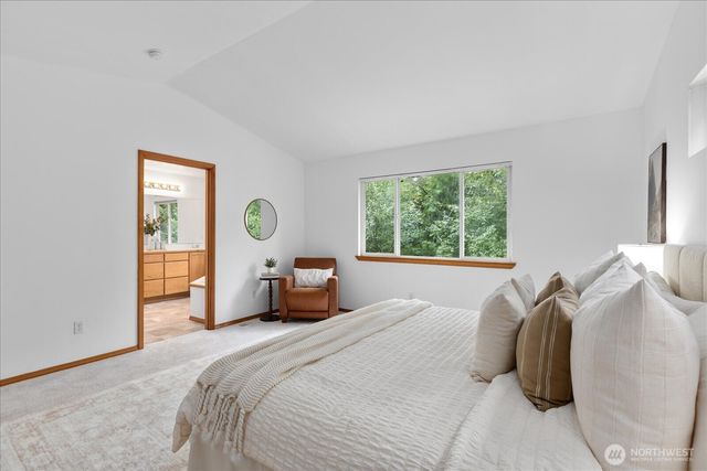 19414 77th Place NE, Kenmore, WA 98028