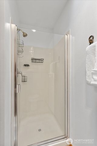 19414 77th Place NE, Kenmore, WA 98028