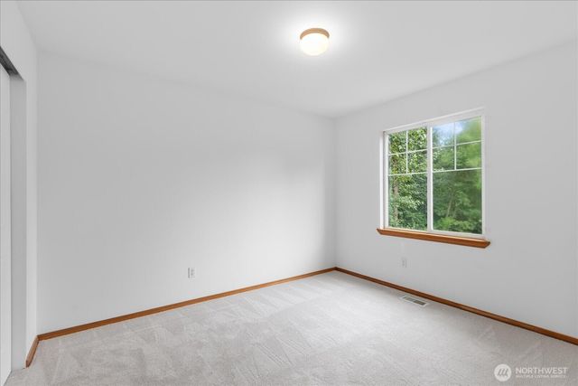 19414 77th Place NE, Kenmore, WA 98028