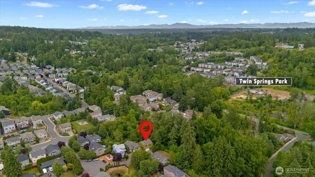19414 77th Place NE, Kenmore, WA 98028