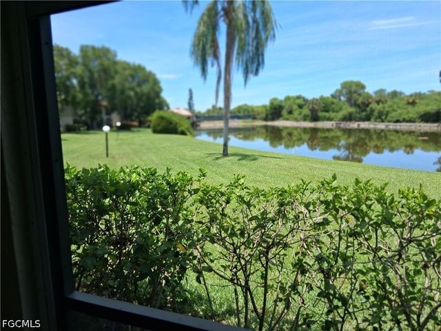 15000 Arbor Lakes DR E 3, North Fort Myers, FL 33917