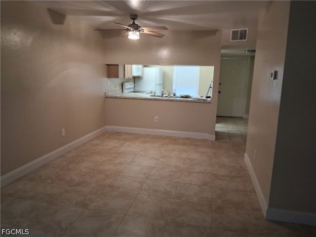 15000 Arbor Lakes DR E 3, North Fort Myers, FL 33917
