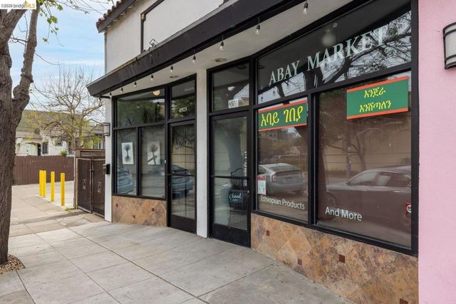 4935 Shattuck Ave, Oakland, CA 94609